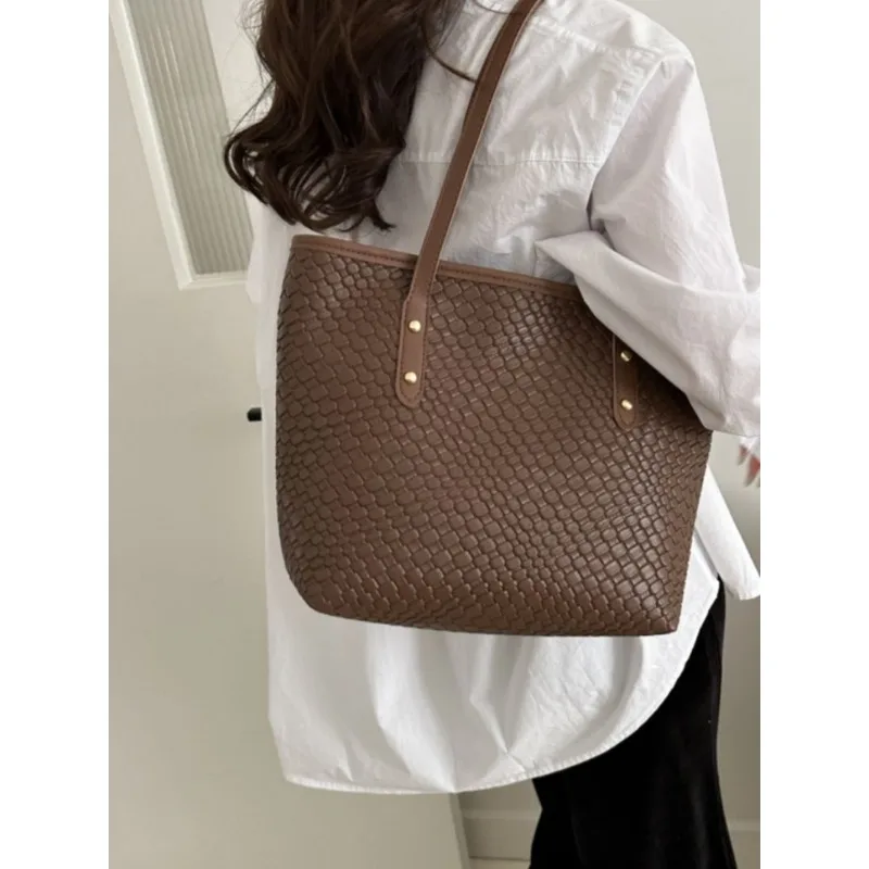 

Foufurieux Luxury Brand Designer Big Capacity Tote Shouler Bags Women Handbags Purses New Vintage Ladies Shopping Travel Bags