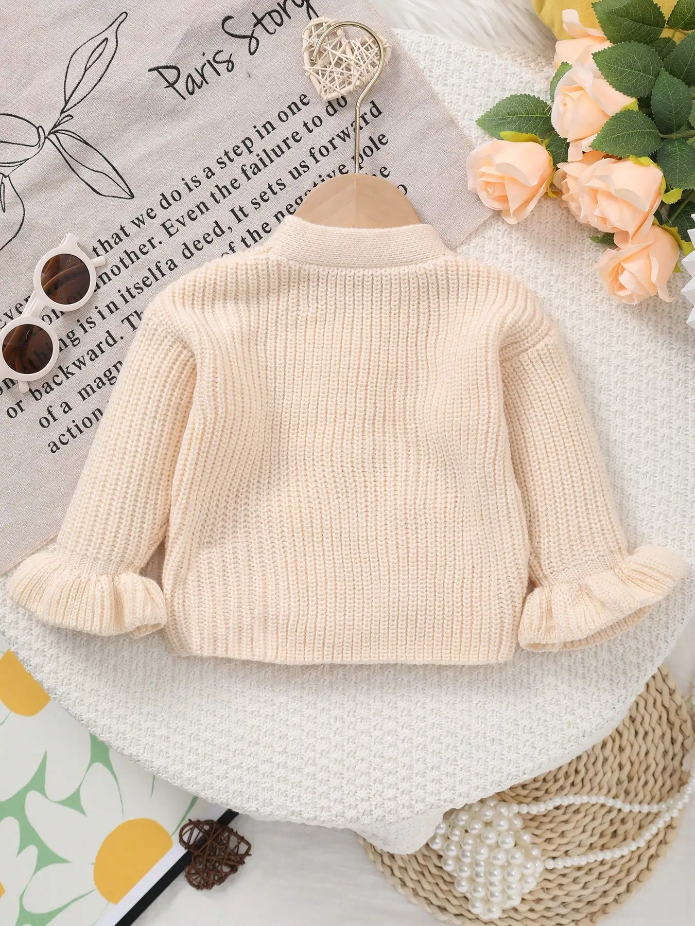 Baby Girl's Cute and Sweet Ruffle Sleeve + Delicate Pocket Design Knit Cardigan for Autumn and Winter