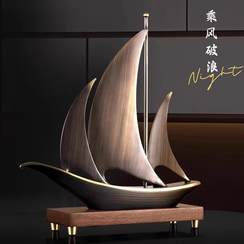 Smooth sailing brass sailing ship high-end light luxury desktop ornament