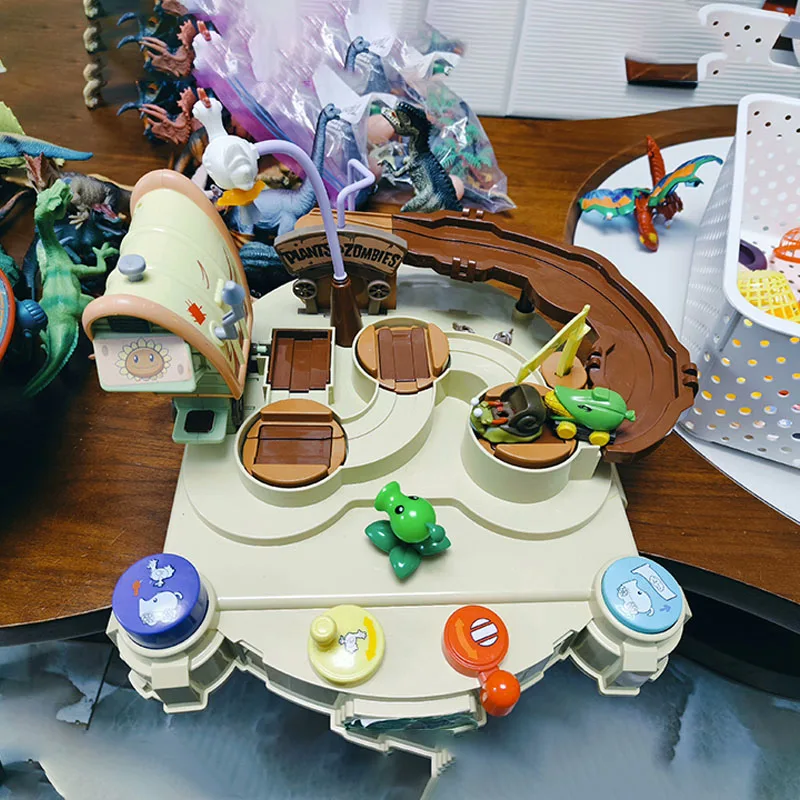 Piante Vs Zombies Giocattolo Avventura occidentale Sfida Giocattolo Combinazione di montaggio Auto ferroviaria Scorrevole inerziale Regalo per bambini