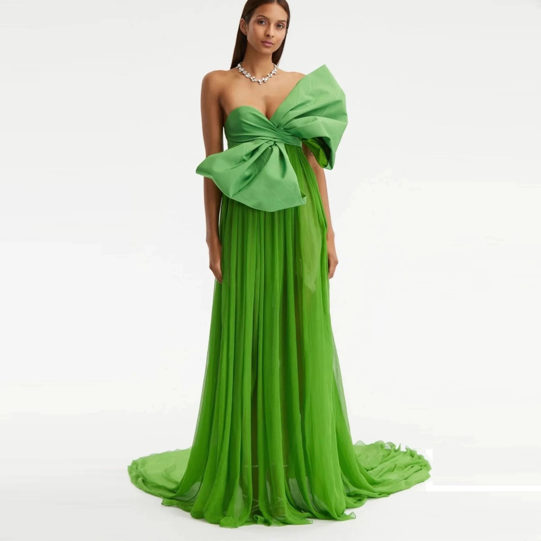 

Romantic Green Chiffon Evening Dresses with Bow Strapless Off Shoulder Flowing Long Train Formal Party Dresses Custom Made