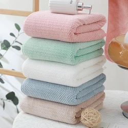 Asciugamani da bagno super grandi Asciugamano da bagno in velluto corallo addensato di alta qualità Asciugamano da bagno morbido e assorbente ad asciugatura rapida Comfort