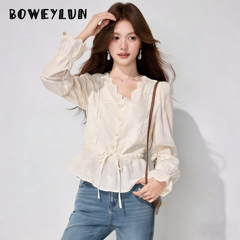 

Женская блузка BOWEYLUN во французском стиле с кружевной вышивкой, длинными рукавами, новая весенняя модель с V-образным вырезом и завязками на талии для женщин