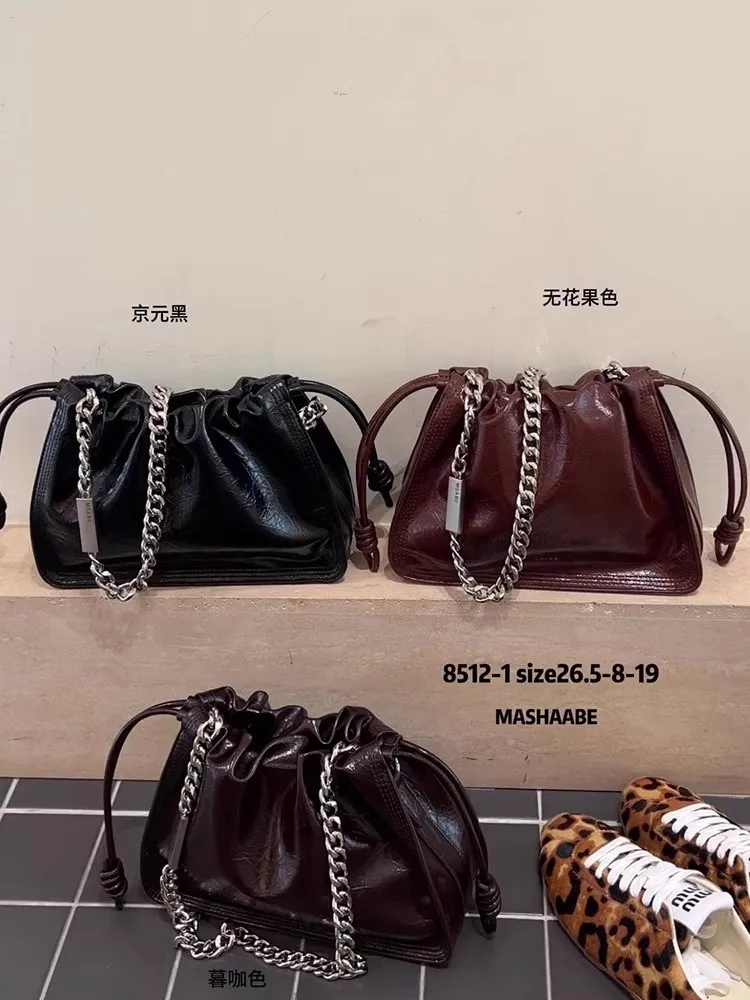 High end soft leather cloud bag 2024 new large capacity chain underarm bag niche retro single shoulder crossbody bag