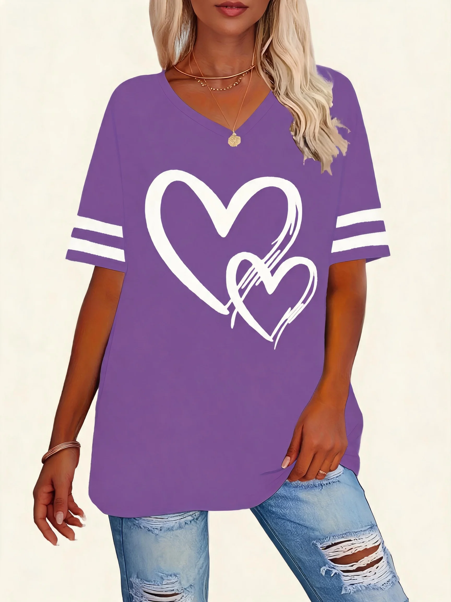 Plus Size Women Casual T-shirt Love Print V-Neck Short-Sleeved Top For Valentine\'s Day Gifts