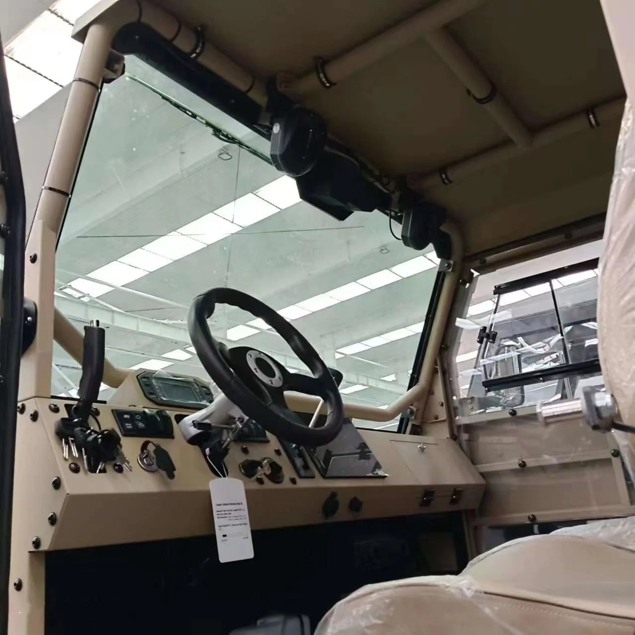 Custom Factory Direct Supply Steel 1000cc UTV Parts 3/6 Seats Buggy Car 4x4 with Heating V-TWIN Engine Automatic Transmission
