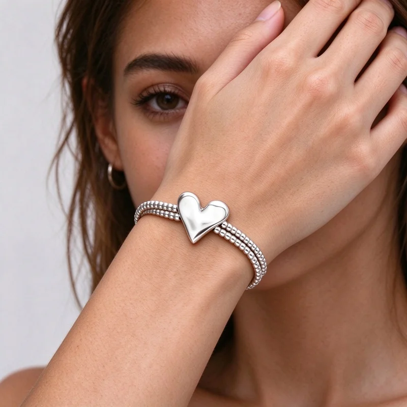 Beaded Heart Charm Stretch Bracelet, Alloy Elastic Rope Bangle with Heart Pendant for Women Girls Ladies, Cute Minimalist Trendy Style Jewelry for Daily Wear Party Work Office, Birthday Gift for Her, No Buckle Easy Wear, Hypoallergenic, Chain 17/19cm