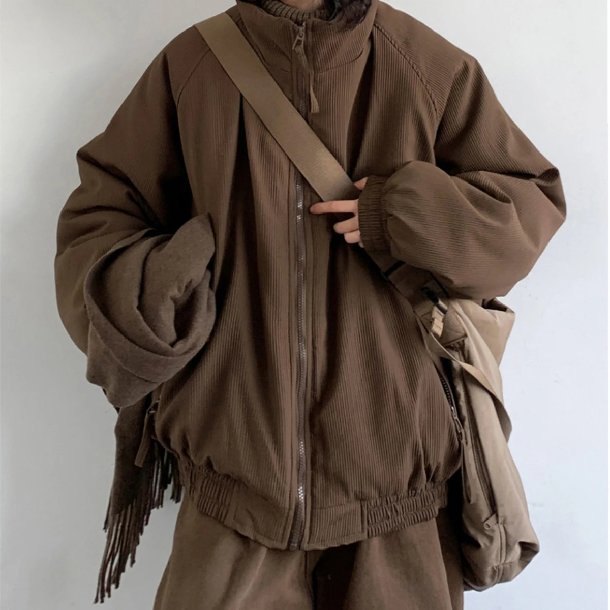 

Winter High Quality Padding Coat Streetwear Stand-Up Collar Jackets For Men Women Korean Hip Hop Heavy Coat For Couples Parkas