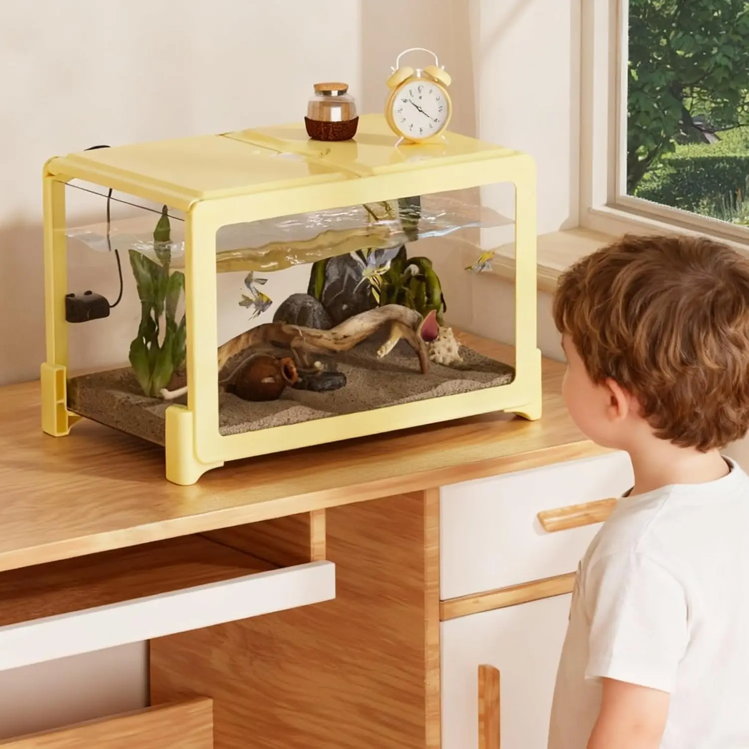 

2.6 Gallon Plastic Fish Tank Ultra-Clear Shatterproof Desktop Aquarium Filters Lights Can Be Installed Betta/Goldfish/Shrimp