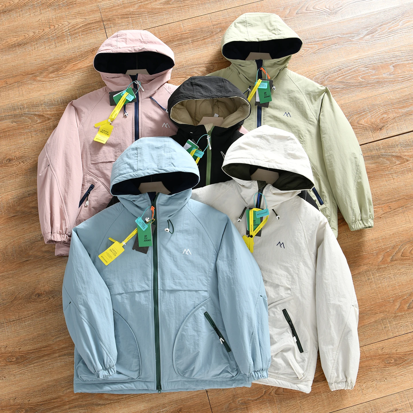 

Outdoor Winter Thickened Warm 3D Tailored Hooded Cotton Jacket Sports Casual Trendy Men's And Women's Clothing