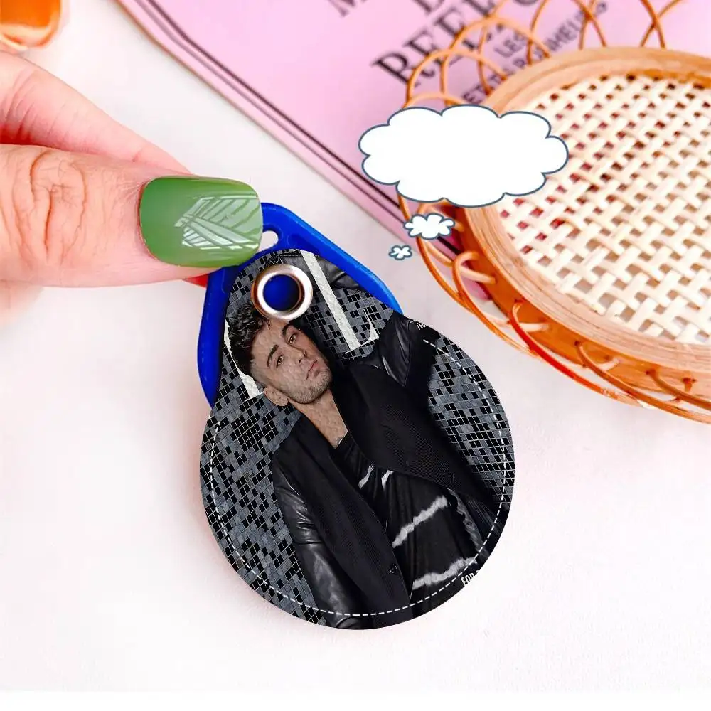 Singer Z-Zayn M-Malik Creative Cartoon Pattern Sensitive Access Card Protective Sleeve Keychain Fashion Decorative Pendant