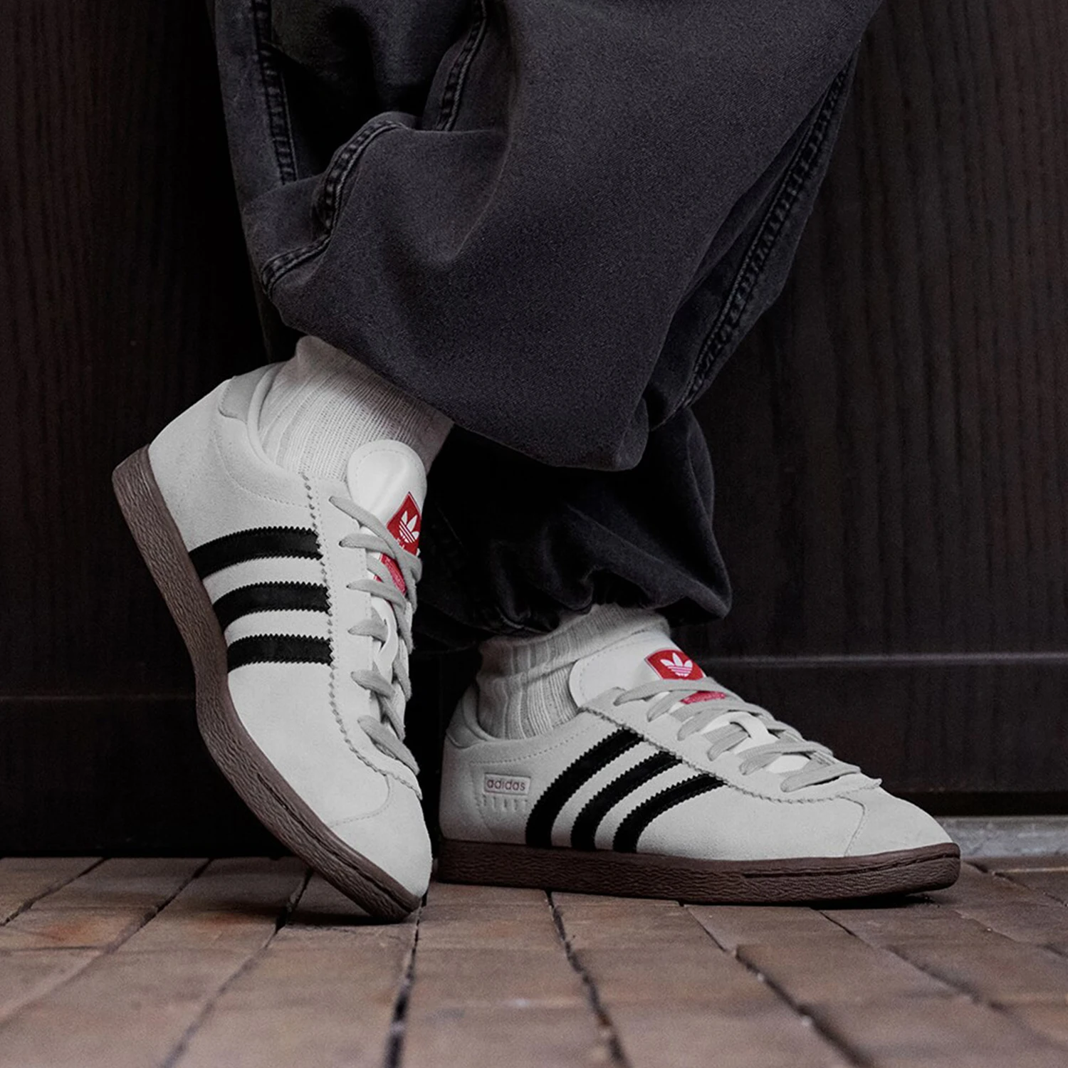 

Adidas оригинальные оригинальные унисекс классические замшевые спортивные кроссовки на тонкой подошве JR6342