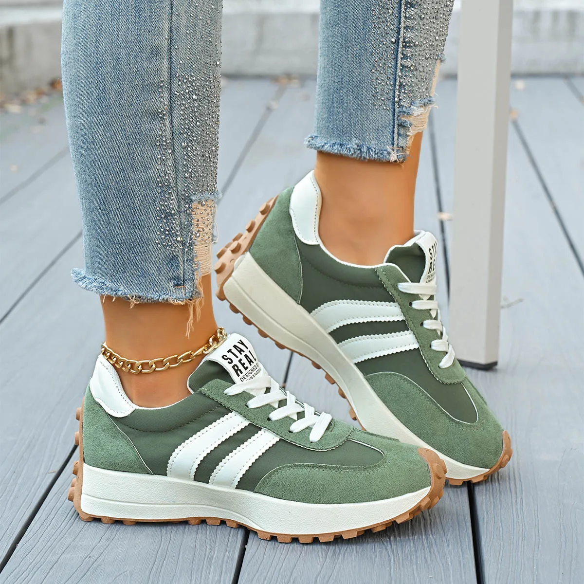 أحذية نسائية ربيعية قابلة للتنفس مقاس كبير أحذية رياضية سميكة القاع أحذية رياضية كاجوال شبكية مريحة مقاس كبير أحذية رياضية نسائية Zapatos De Mujer