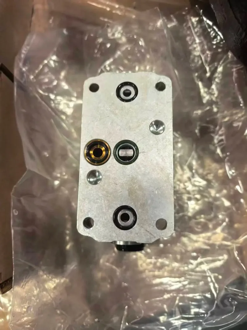 2026 Hot Sale In Stock MCV116 MCV Series Pilot Valve MCV116G4204 MCV116G4201 MCV110A1017 Hydraulic Electric Control Valve