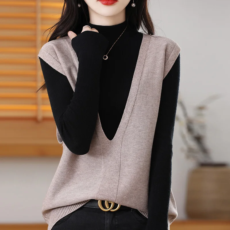 2022 Spring and Autumn New V-Neck Lazy Wind Knitted Vest Women's Design Sense Layered Outside Sweater Vest Waistcoat Trendy