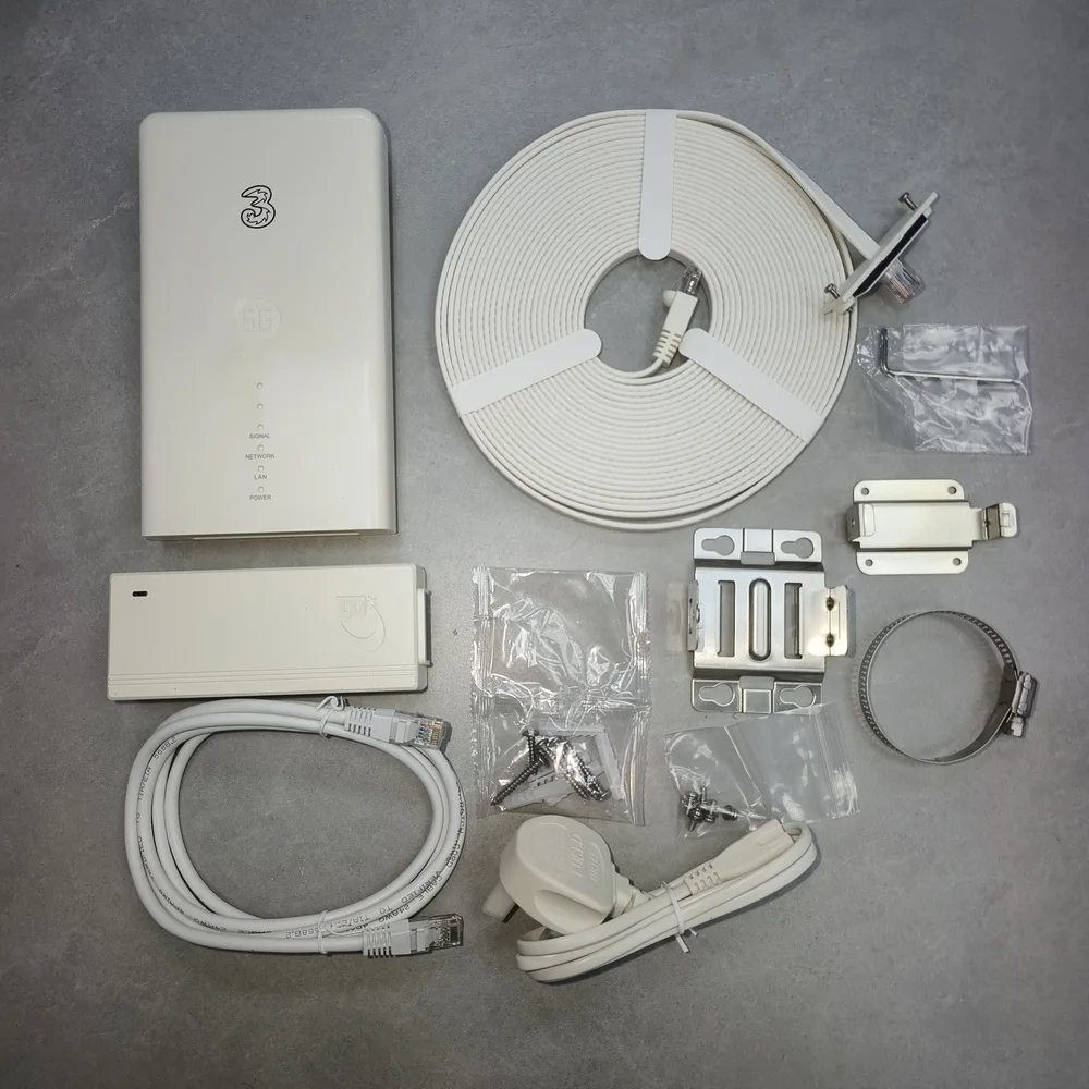 Unlocked ZTE 5G Outdoor Router MC7010 (3 Logo) 2.5GE POE Port SIM Card Slot 5G FWA NSA+SA Outdoor Wireless Modem Firewall VPN