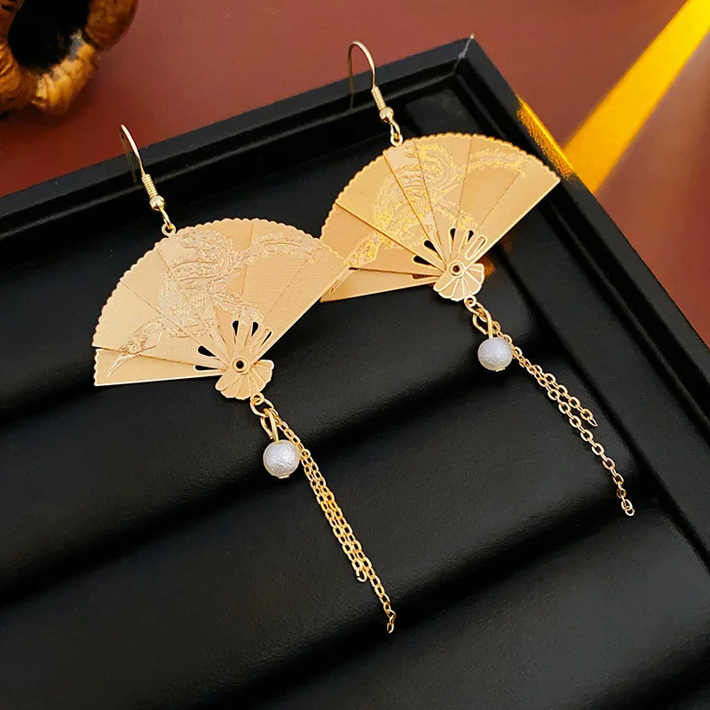 Chinese Retro Carved Phoenix Foldable Folding Fan Handing Earrings for Women Without Piercing Mosquito Coil Clip Tassel Earrings