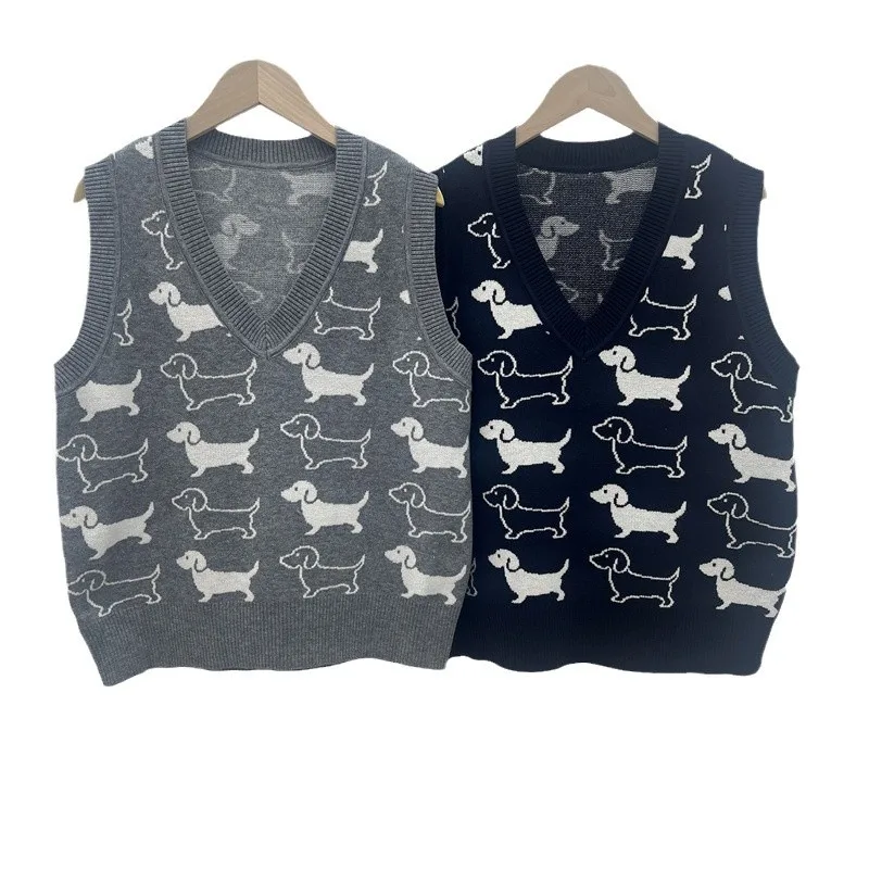 Early spring new college style V-neck pullover, puppy contrasting color jacquard sleeveless knitted sweater vest for women