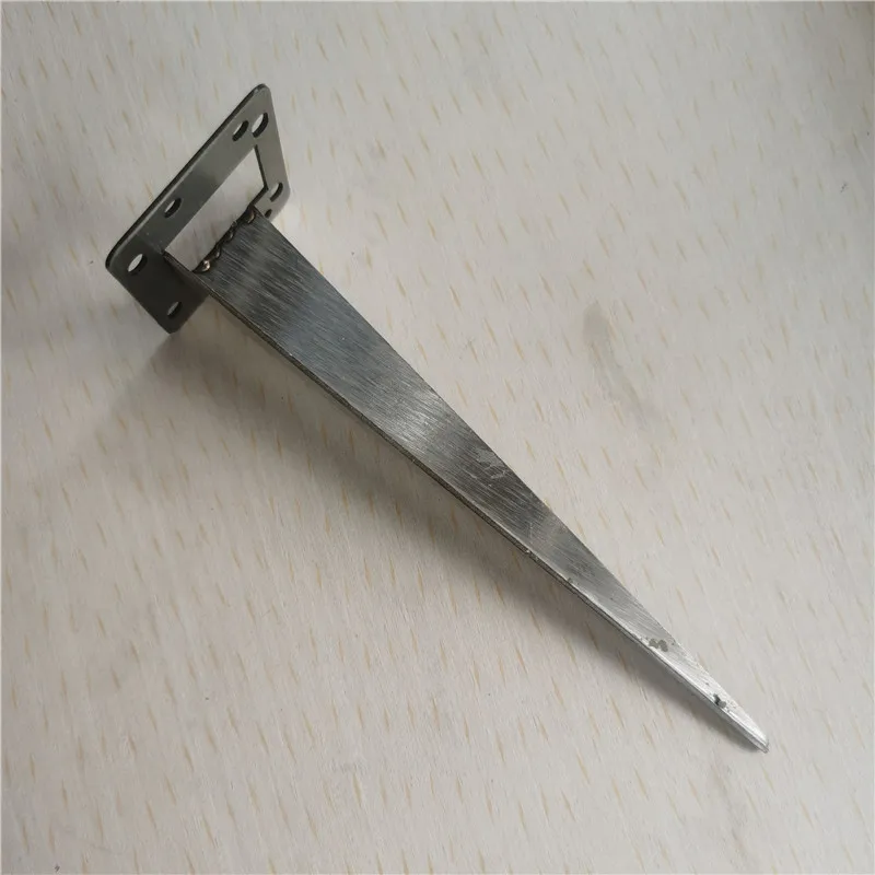Ground Spike For Outdoor Socket  1001 1014 Material Stainless steel Cone Design Easy to Insert Spike For Garden Décor