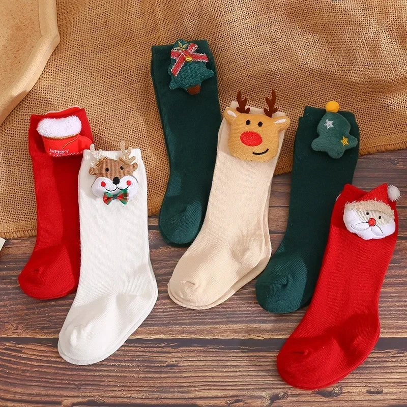 Chaussettes de noël en coton, poupée de dessin animé, mignonnes pour nouveau-nés, garçons et filles, cadeau de nouvel an, cadeau de noël pour