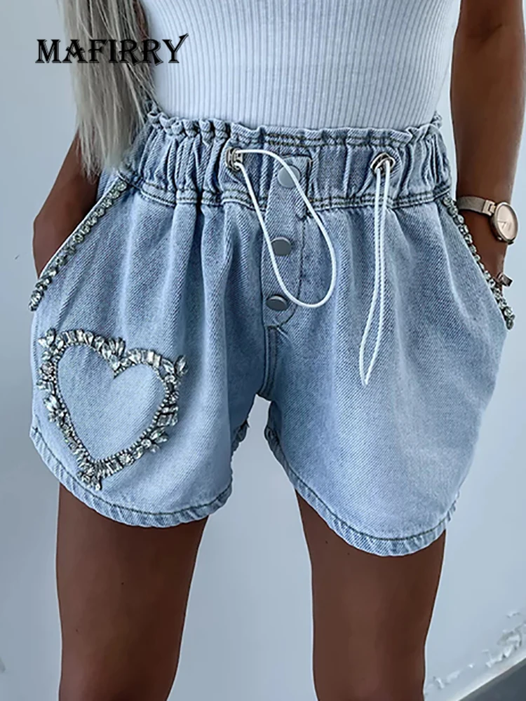 

Summer Mid Waist Ladies Denim Shorts Casual Streetwear Patchwork Button Jeans Shorts Retro Women Drawstring Heart Pattern Shorts