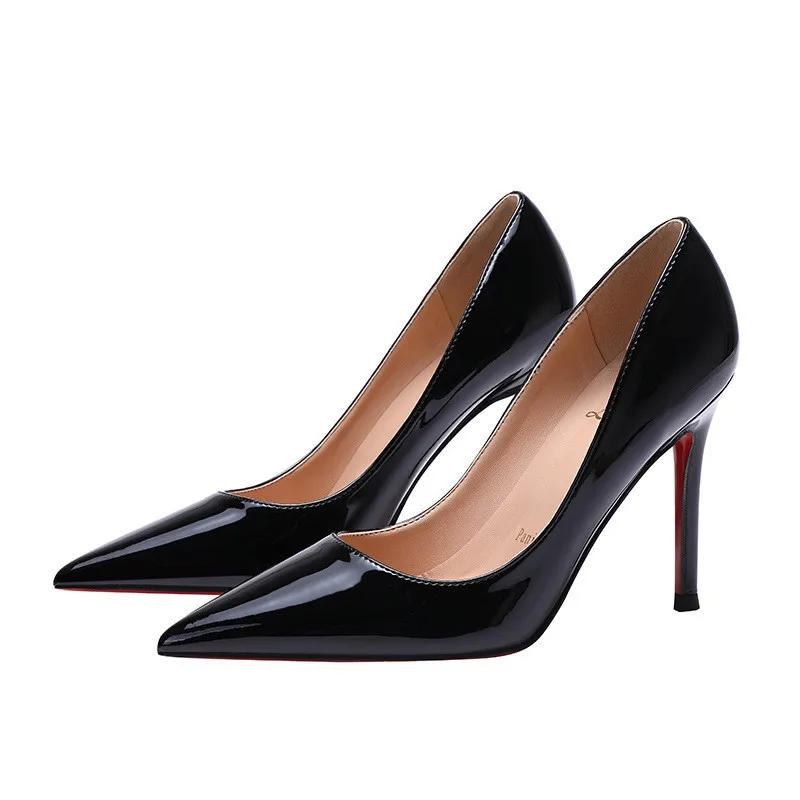 

New pointed-toe red-soled high heels, black patent leather closed-toe pumps, business party stiletto heels