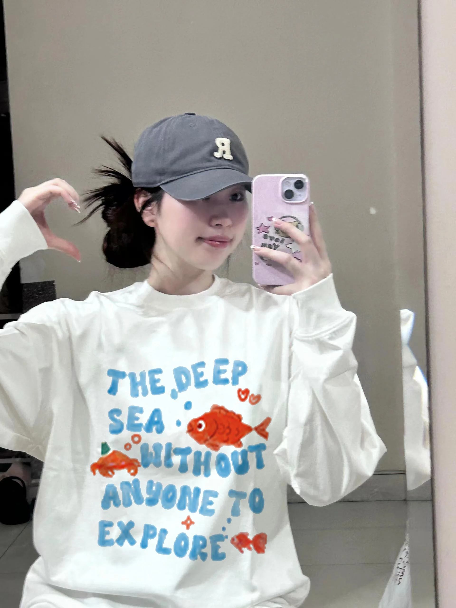 Damska koszulka plus size z nadrukiem złotych rybek, z czystej bawełny, długa, luźna, codzienna, na wiosnę i jesień, biała bluzka, do noszenia pod spód, bazowa koszulka.