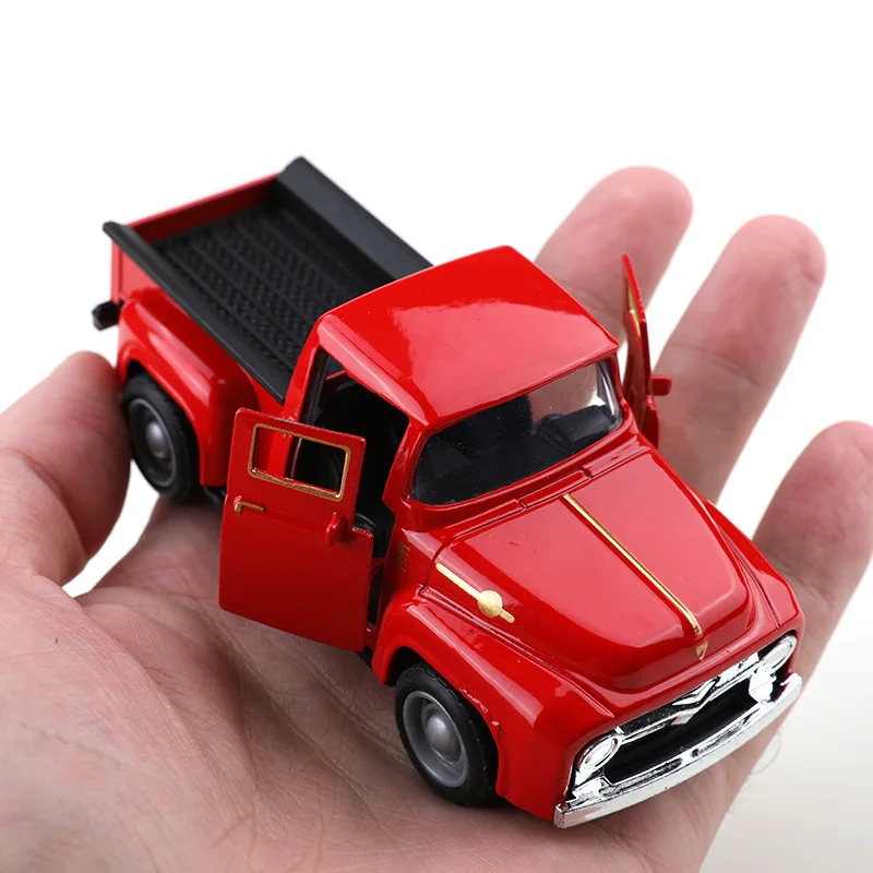 1:38 Retro Classic Car Toy Modello Simulazione Lega Pickup Truck Bambini Tirare indietro Porte auto Può aprire Pressofuso Auto Giocattoli Ragazzo Regalo