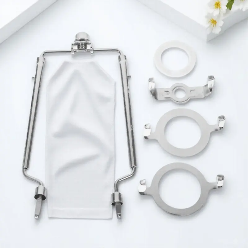 

Комплект: держатель для абажура с никелированным покрытием, регулируемый адаптер для настольных и напольных ламп, аксессуары для абажуров