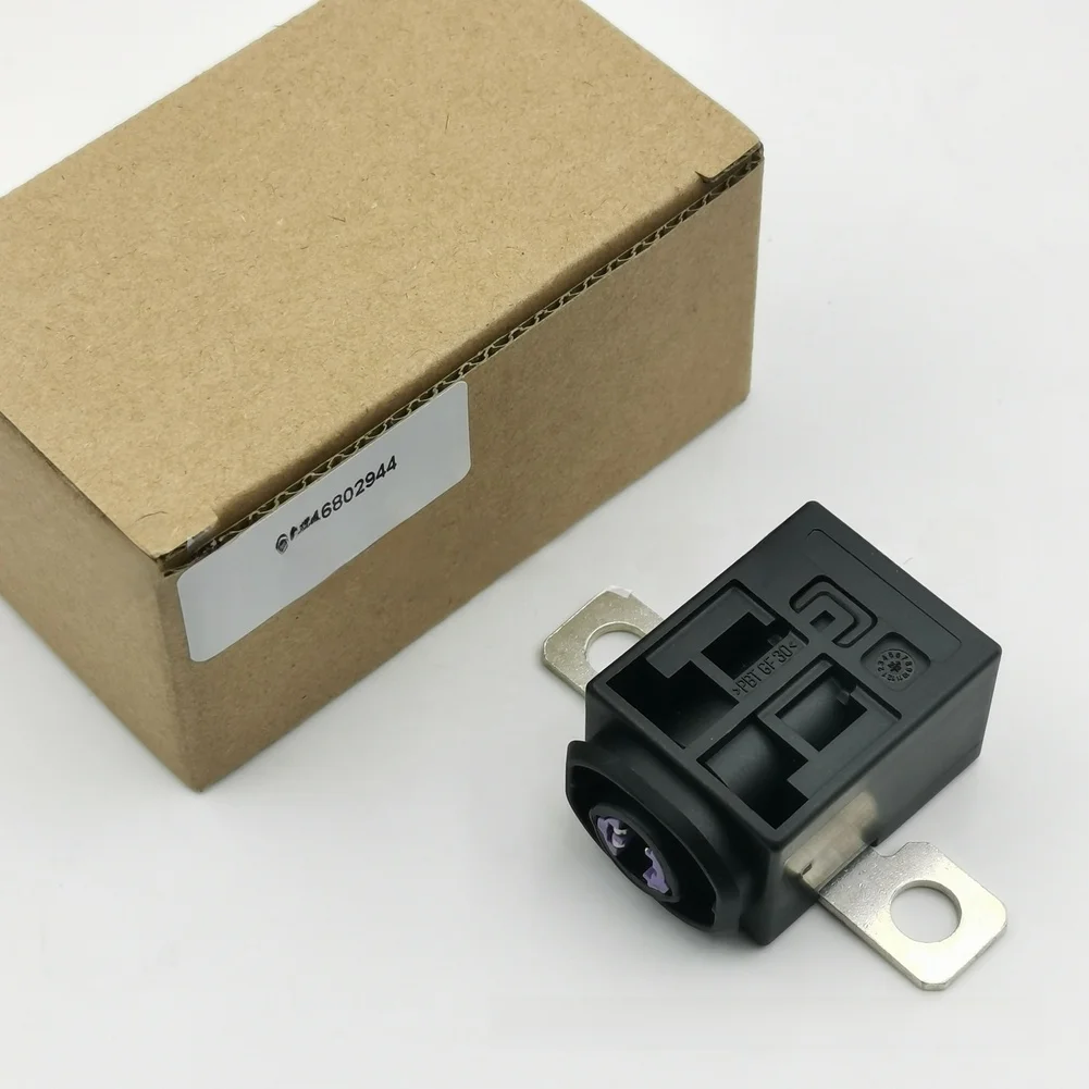 For BMW Battery Fuse Overload Protection Trip Switch for 5 Series For G30 6 Series 7 Series M5 OEM 61146802944 6802944