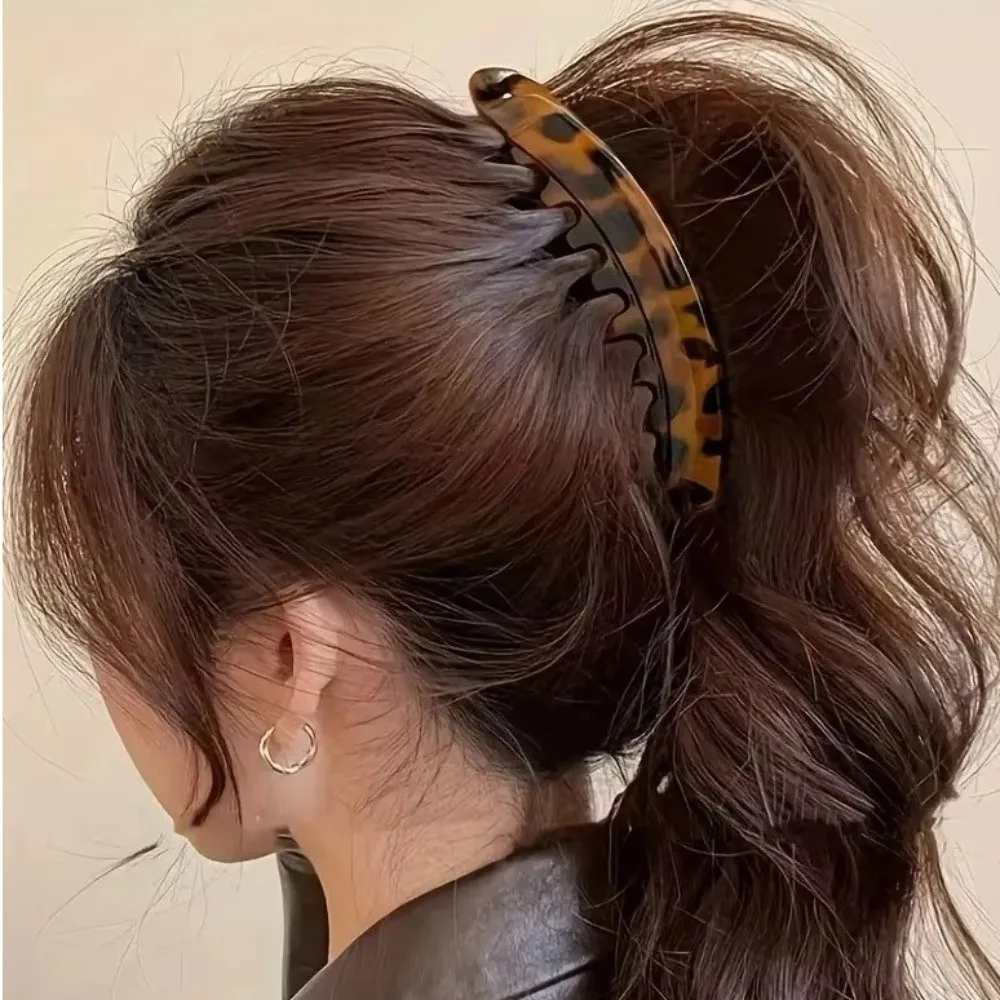 

Large Size Tortoiseshell Pattern Ponytail Barrettes Plastic Natural Fluffiness Fish Shaped Hairpin Vertical Barrette Toothed