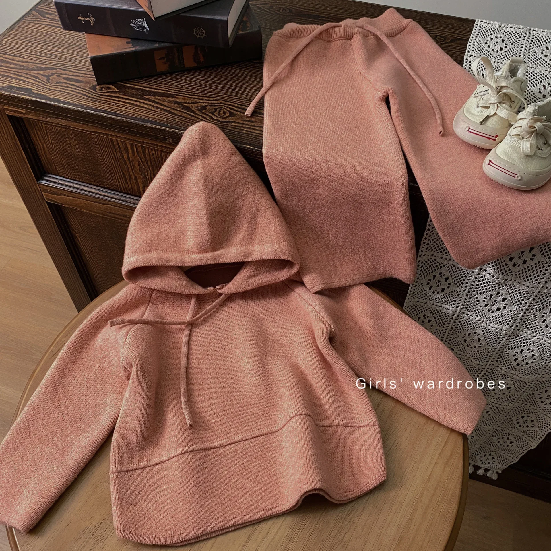 

Childrens Sets Korean New Autumn Winter Girl Fashion Hooded Knitting Sweater Leisure Time Trousers Two Pieces Tide 2024