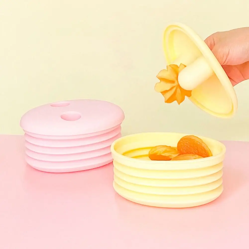 

Creative Silicone Children's Foldable Snack Box Anti-dirty Hand Non-slip Fruit Box Dust-proof Candy Box School