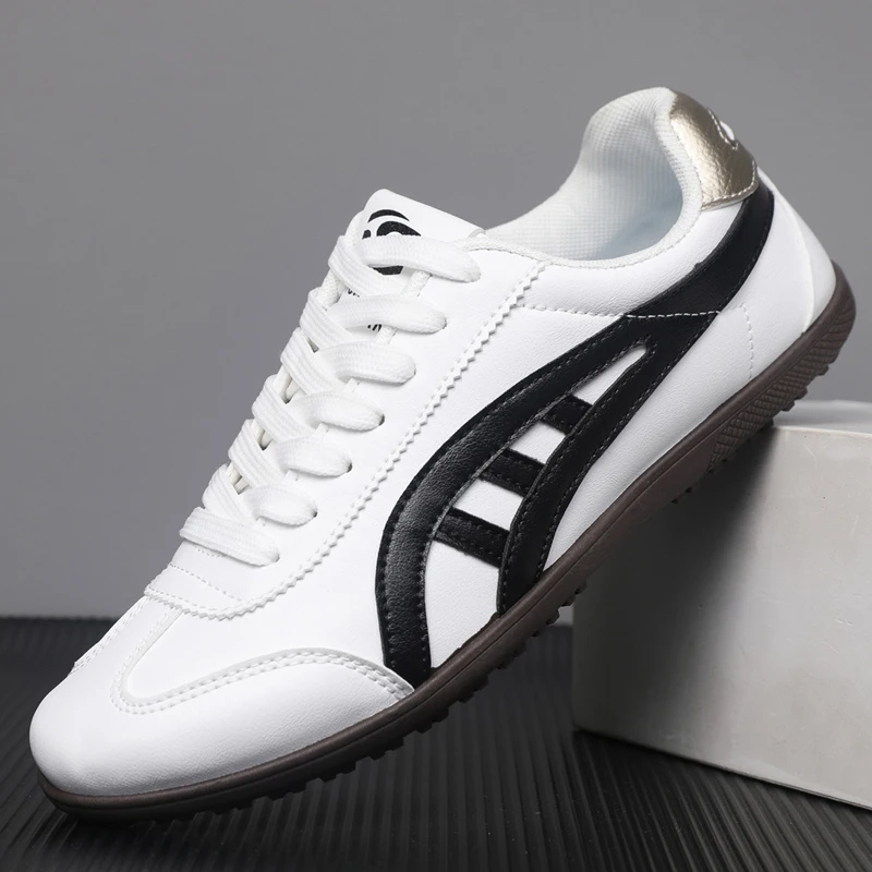 

Low Cut Long Distance Breathable Sneakers Unisex Shock Absorption Anti Slip Off-Road Hiking Running Shoes