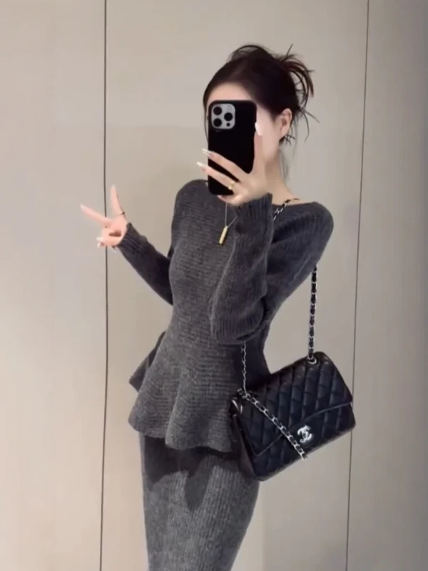 

Spring Fashion Slimming Knitted Sweater And Skirt Two-Piece Set High Waist Flared Hemline Korean Style Warm Casual Wear