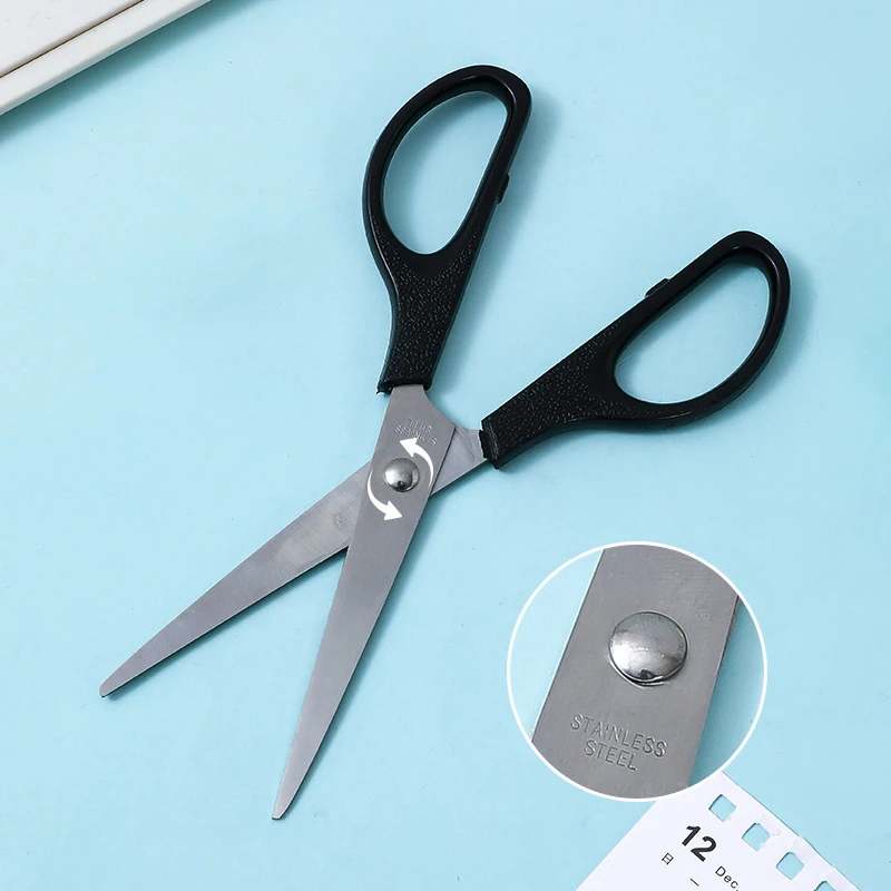 قرطاسية مكتبية سوداء بسيطة، مقص الحياة المنزلية، مقص ورقي مصنوع يدويًا متوسط الحجم، مستلزمات مكتبية