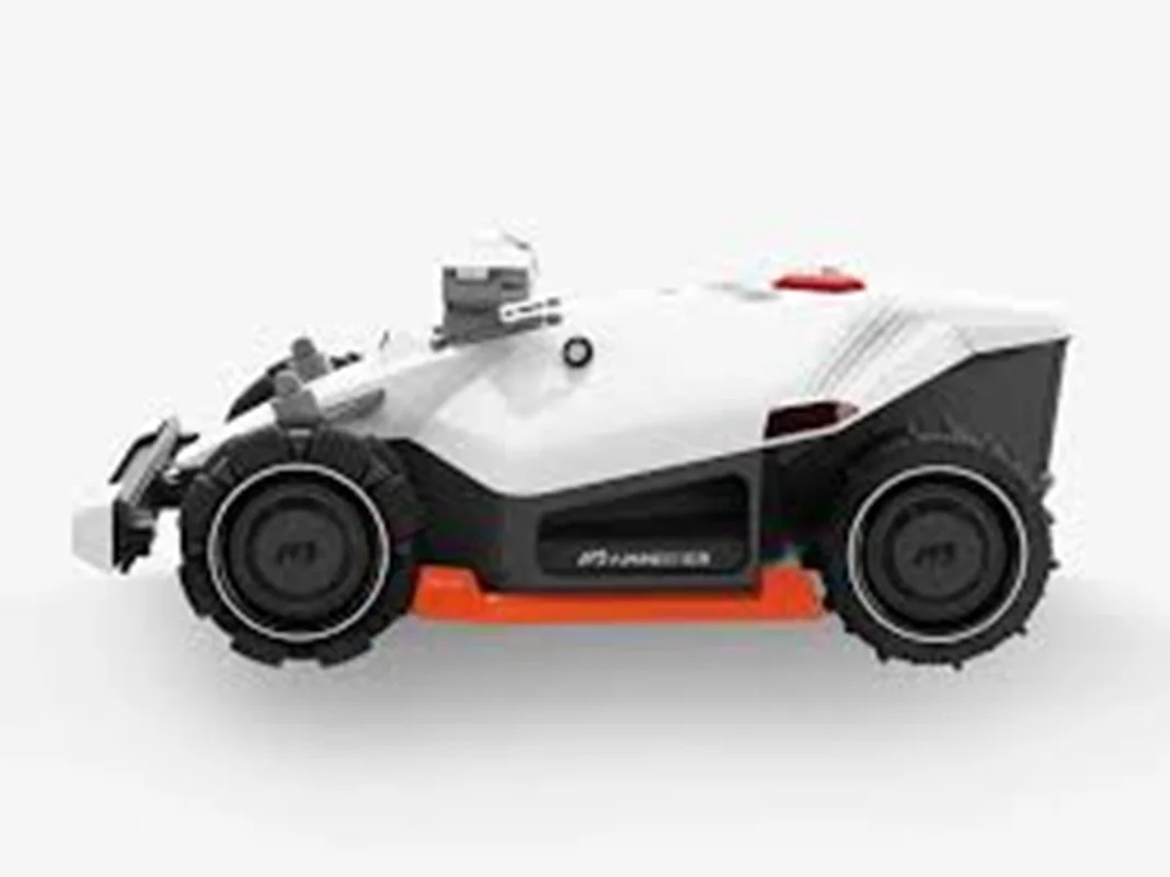 

HOT SALES ON NEW 2025 Mammotion LUBA 2 AWD 10000H Robot Lawn Mower