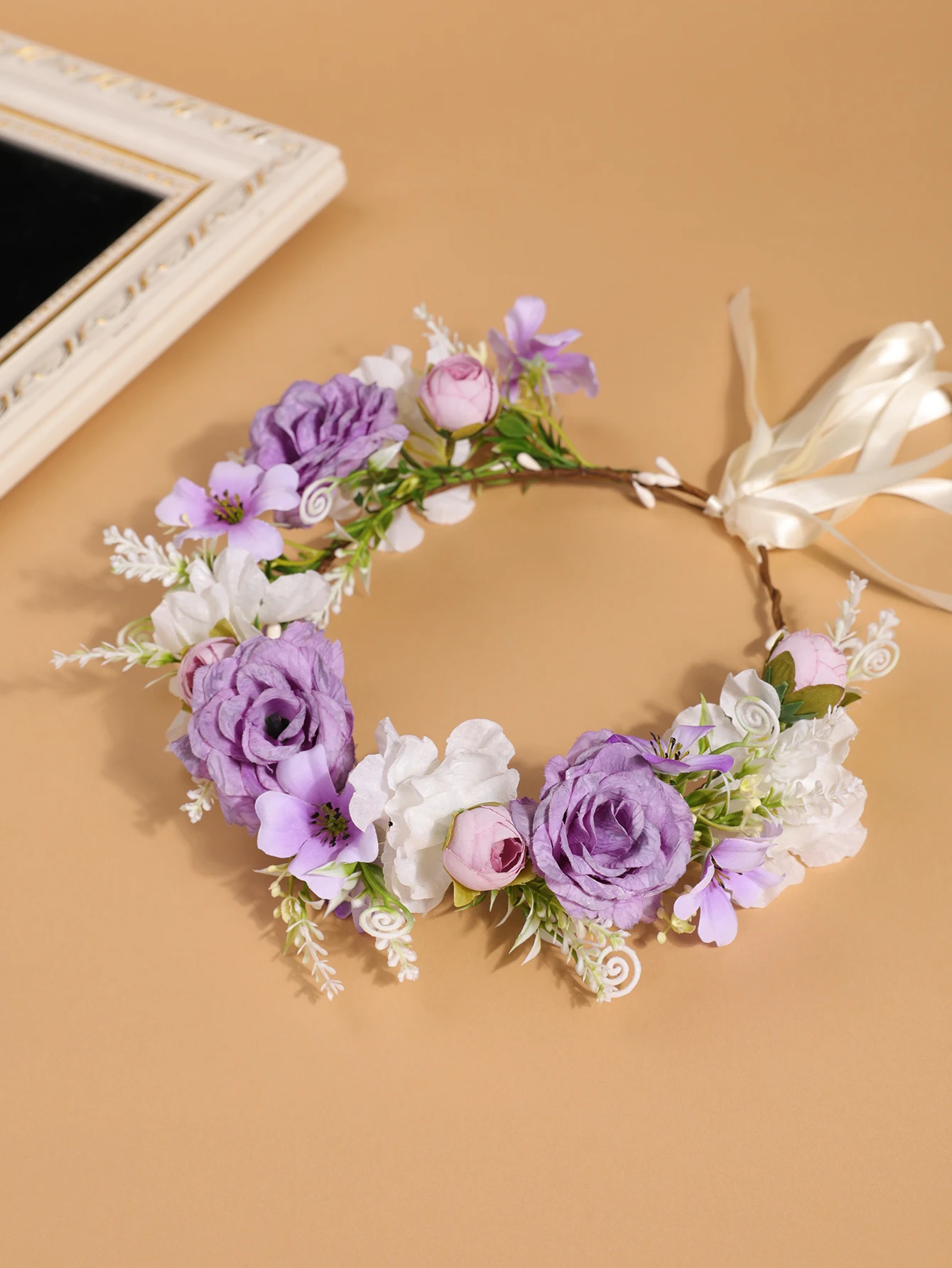 Simulierte Rosenblüten-Girlande als Kopfschmuck - Bohemian-Style Verstellbares Band-Haarband - Geeignet für Brautjungfern, Hochzeiten, Porträts – Detail 9