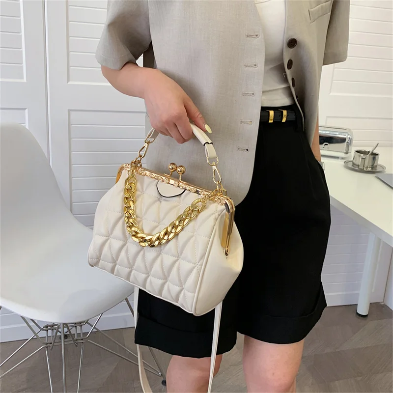 Elegant Women Shoulder Bags Beige Blue Messenger Bag Brand Designer Thick Chain Sling Bag PU Leather Fold Evening Clutch Clip