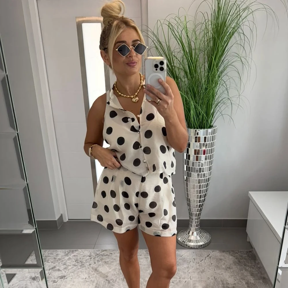 

Tuularose Women Polka Dot Shorts Set New Vintage Backless Top Vest Pleated Shorts Set Casual Streetwear Party Female Shorts Set