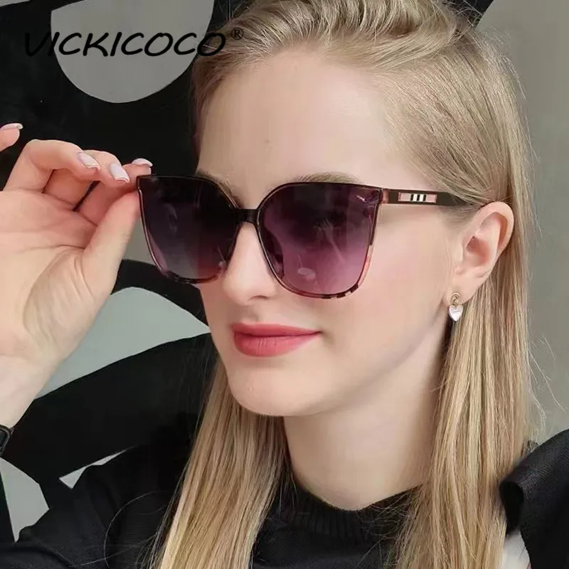 

Oversized Square Sun Glasses Women Men Luxury Brand Designer Fashion Sunglasses Vintage Goggle Shades Eyewear UV400 Oculos