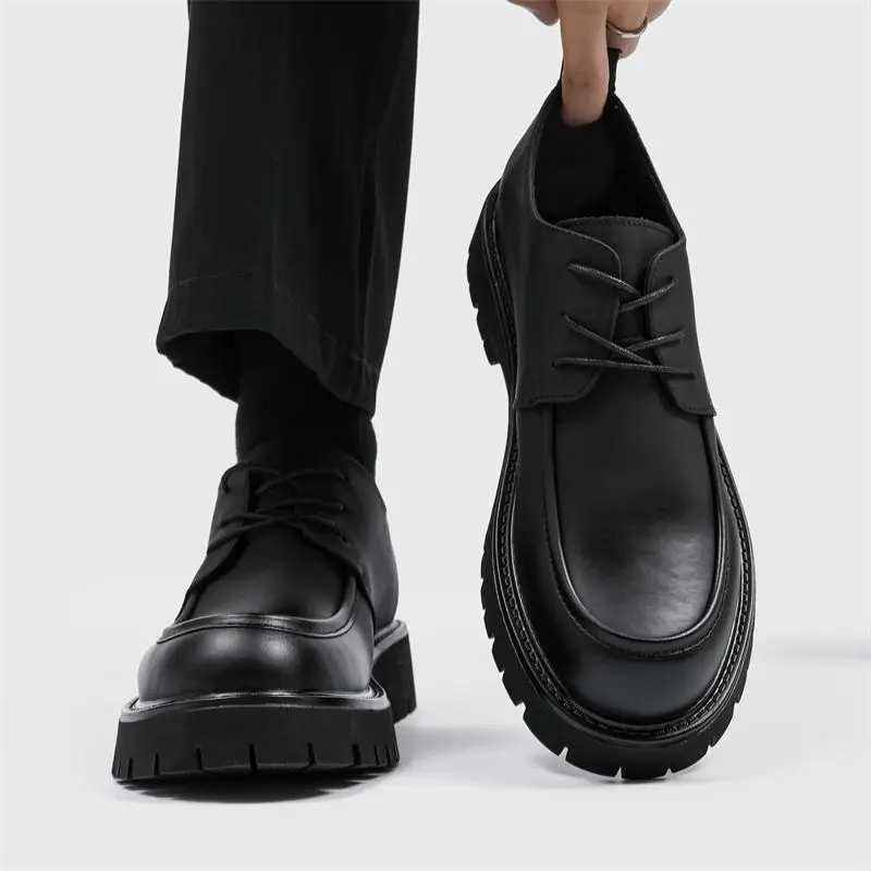 Men's Leather Shoes Black Round Toe Thick Sole Platform Male Casual Brogue Shoe Footwear Offer Designer Classic Original Retro