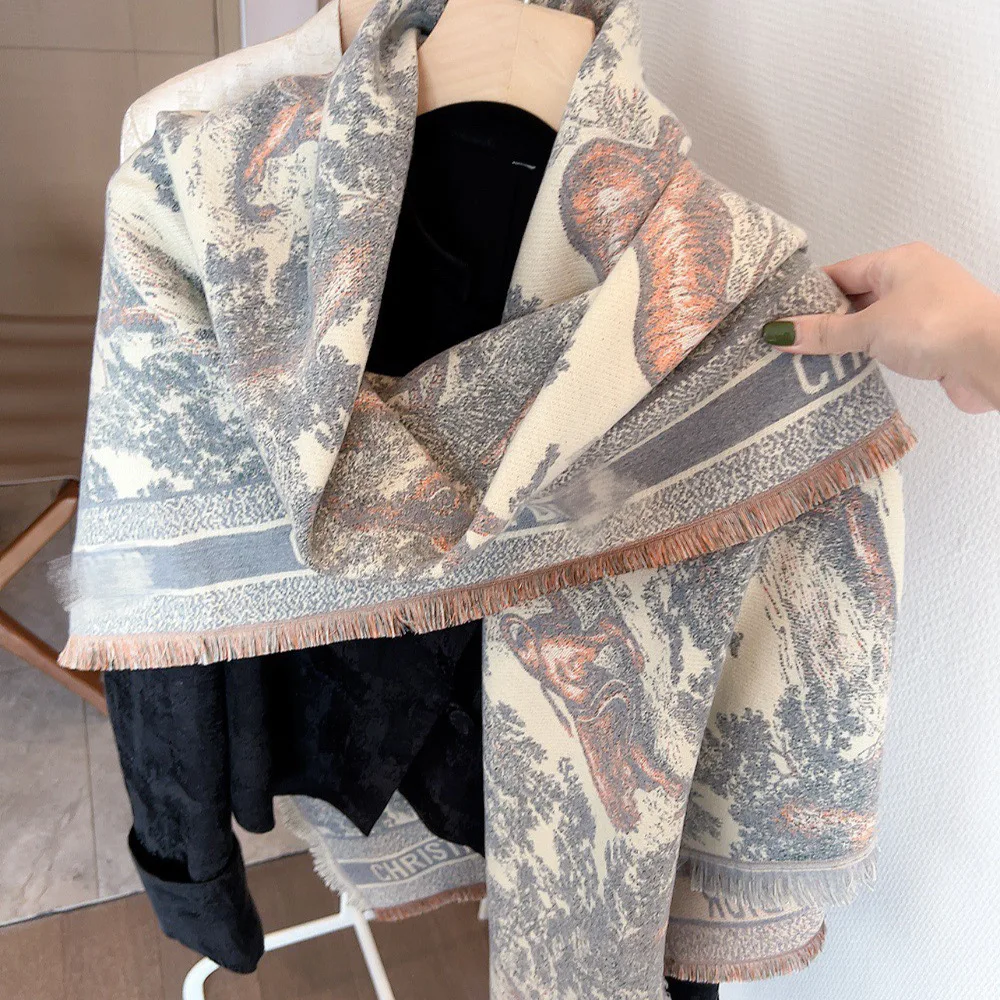 2024 New Animal Design Imitation Cashmere Scarf Europe and The United States With Heating Scarf Thickened Scarf Shawl