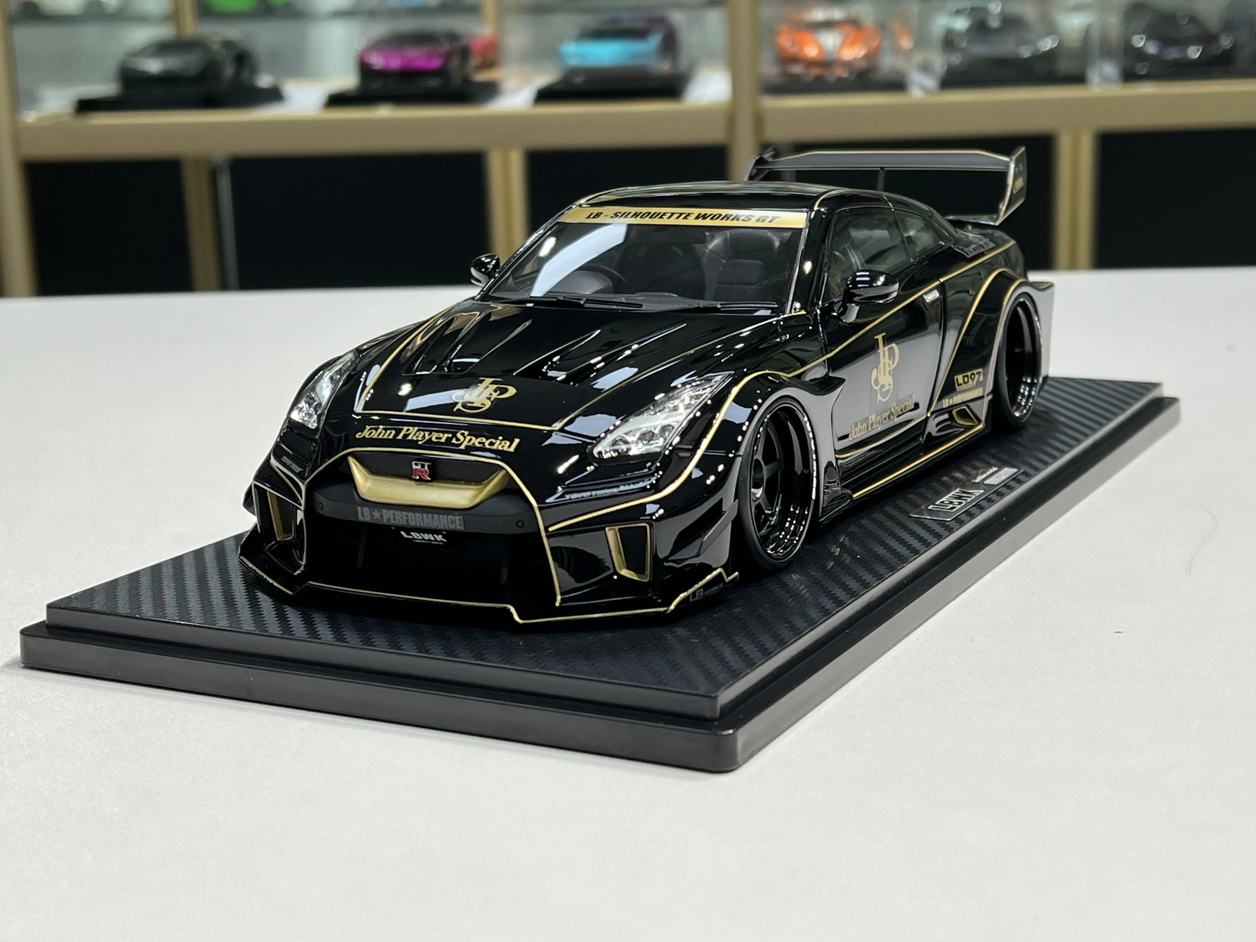 

IG Ignition 1:18 GTR 35GT-RR LB-Silhouette WORKS GT 2022 JDM Limited Edition Resin Metal Model Ornament Toy Birthday Gift