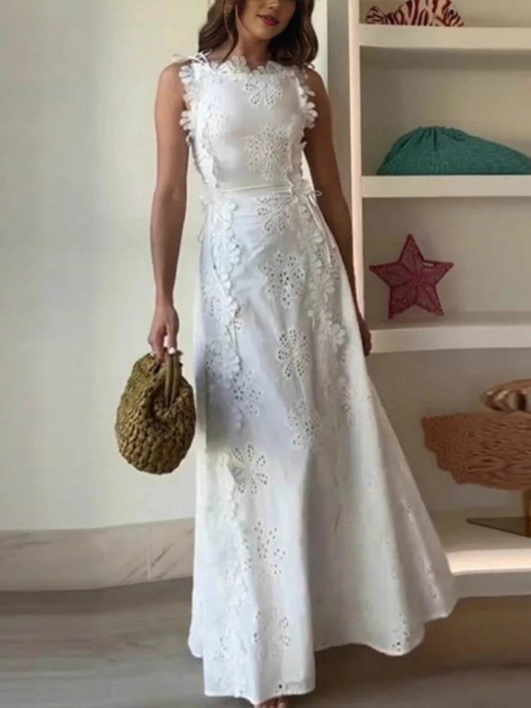 New Women's Lace 3D Three-dimensional Lace Strap Slim Long Dress for Dinner Party Round Neck Sleeveless Elegant White Dress
