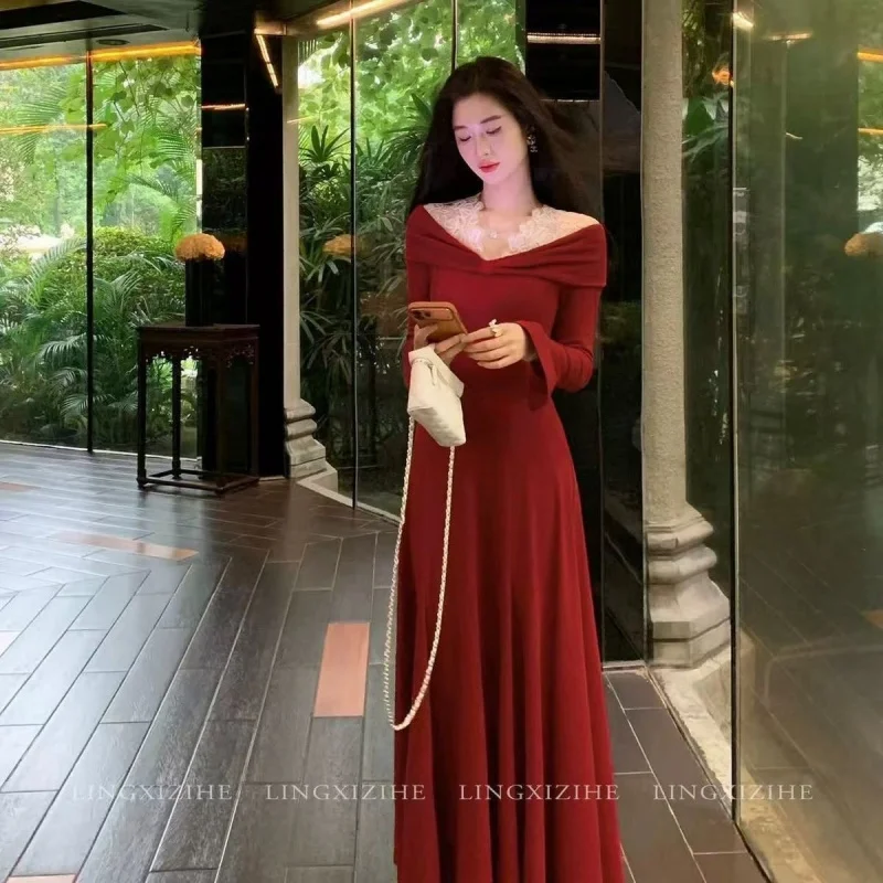 

French-style sweet lace dress for women2026Spring New Year's Outfit: Elegant, Slim-Fitting Long Dress