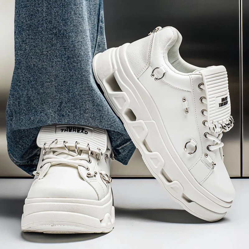 

Мужские кожаные туфли с металлическими элементами, на толстой подошве, в стиле панк, модные брендовые мужские туфли, рабочие туфли больших размеров, молодежные массивные кроссовки