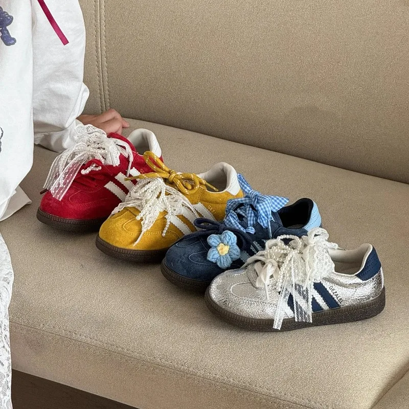 

Модные дышащие кроссовки с бантом для девочек, новинка 2023 года, осенние кроссовки с аппликацией, обувь для мальчиков на толстой подошве, обувь на плоской подошве, Zapatillas