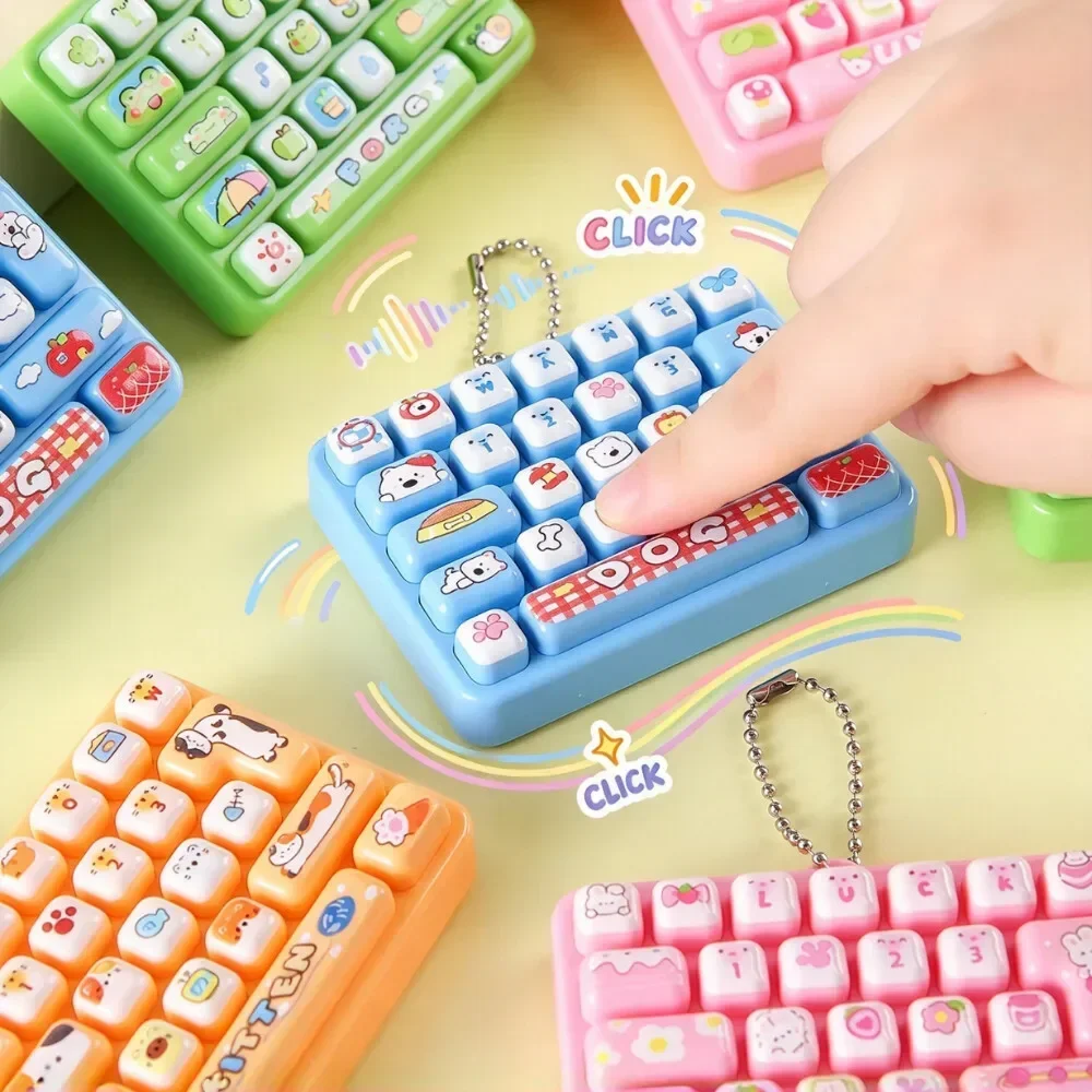 @Mini 26 Keys Fidget Keyboard Keychain Cartoon Clicker Toy Kawaii Stress Relief Bag Charms Pendant Christmas Gift 26 키캡 키링