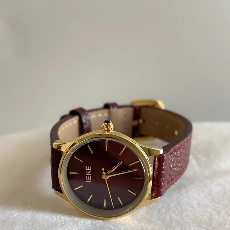 Classic trendy women's watch elegant, simple, high-end white 2025 waterproof quartz watch birthday gift